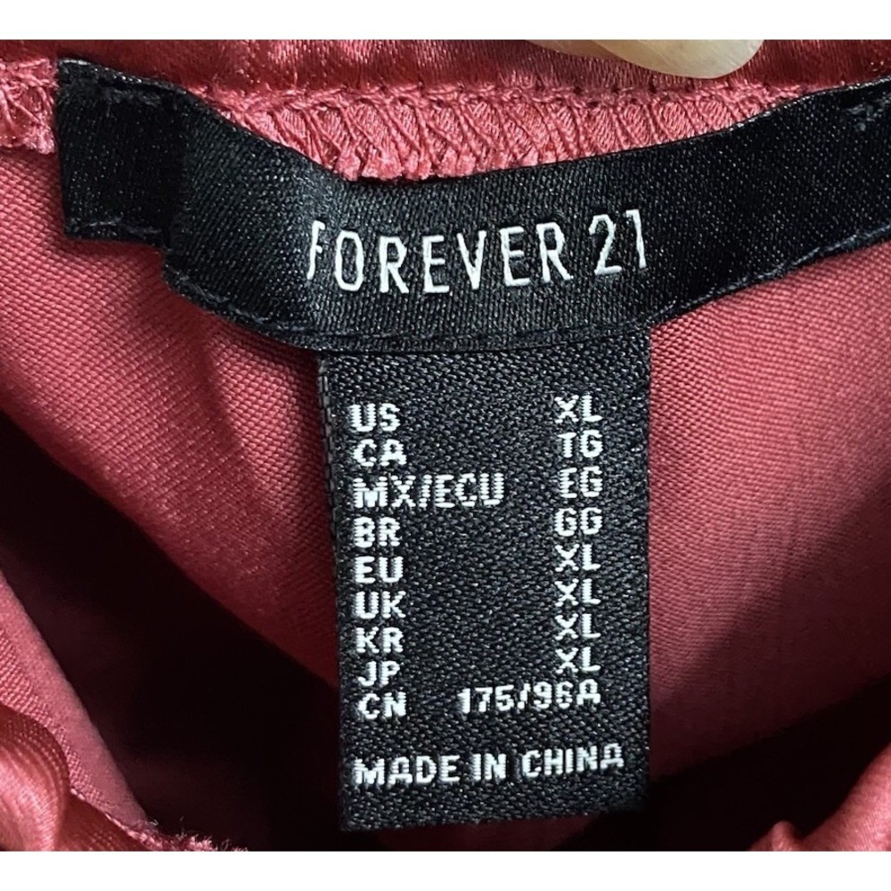 FOREVER 21 Juniors Women's Satin Camisole Top Brick Red Bodice Sz.XL NWT - Picture 3 of 8